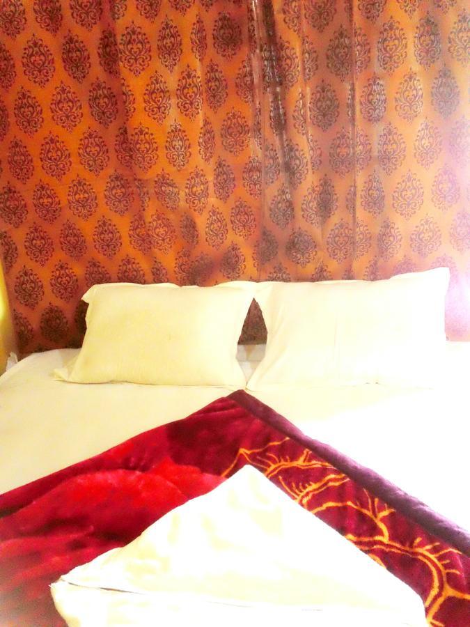 Roshnai Village Resort Болпур Екстериор снимка