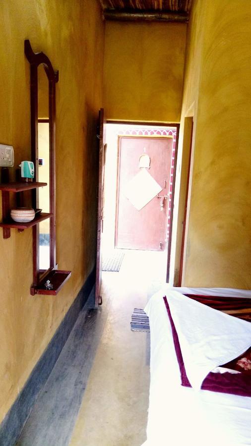 Roshnai Village Resort Болпур Екстериор снимка